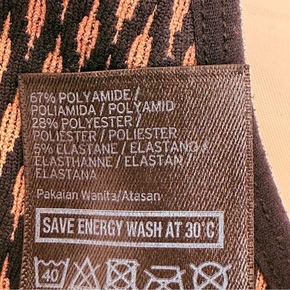 Black Beige Knit Diamond Jacquard Seamless Racerback Sports Bra S/M Ivy Park - Picture 10 of 10